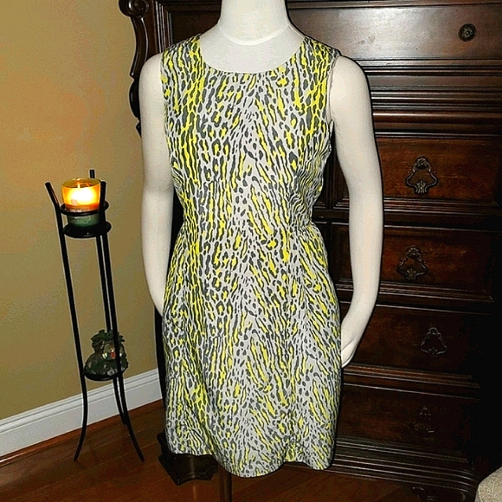 💛 GAP Animal Print Neon Yellow/Grey Dress